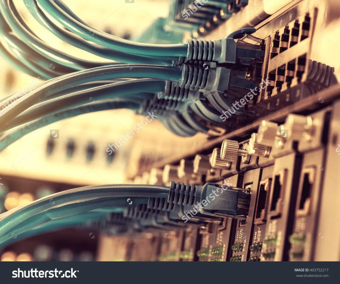 Segmentación de redes con switches y cables